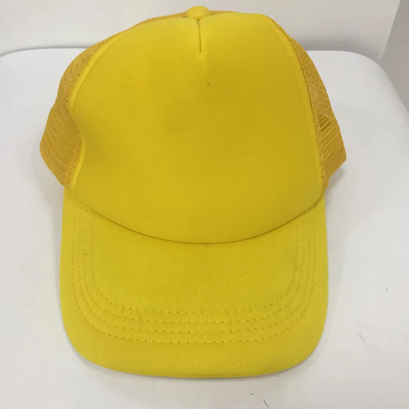 Apa yang harus saya lakukan jika topi kanvas keriput di mesin cuci?